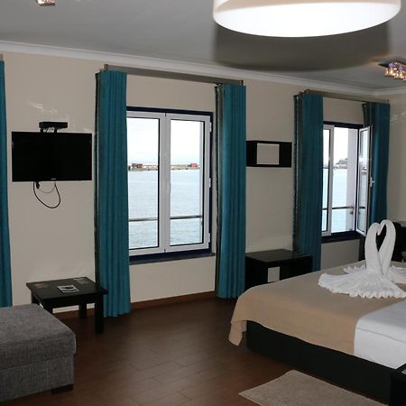 Apartamentos Kosmos Horta  Rum bild