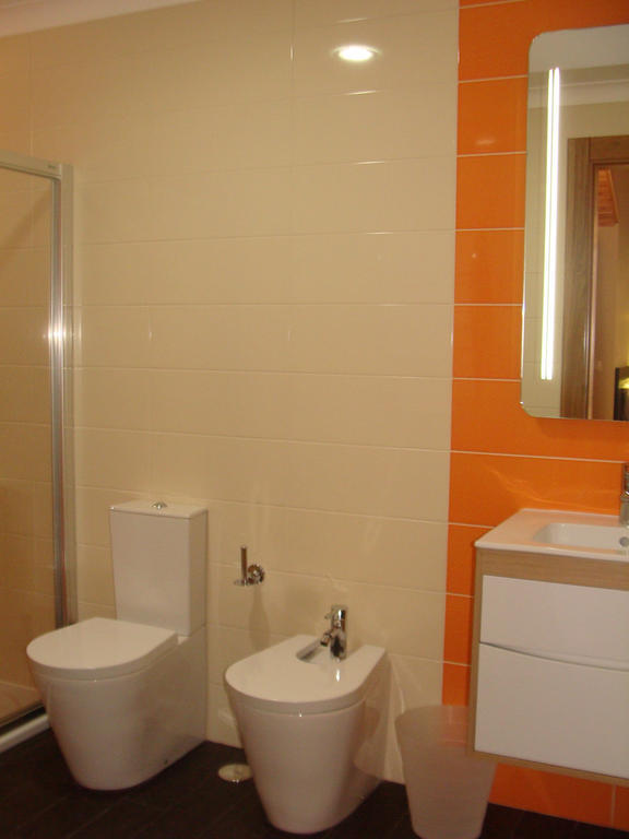Apartamentos Kosmos Horta  Rum bild