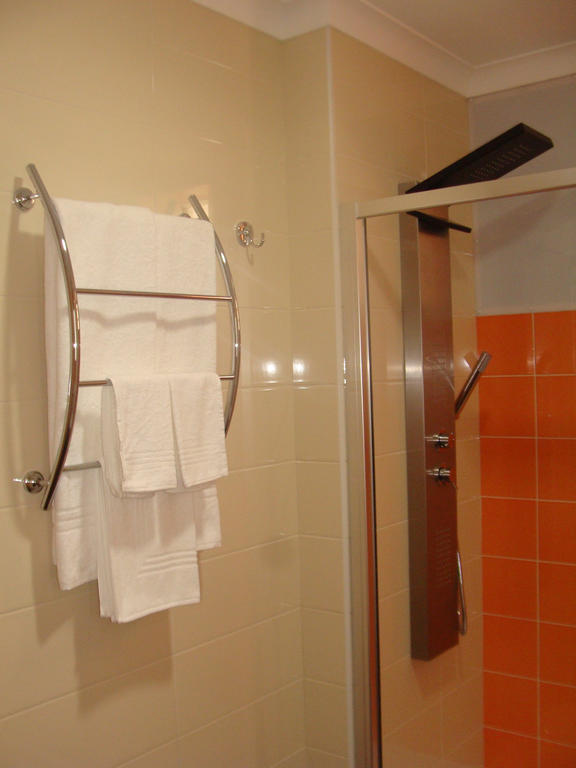 Apartamentos Kosmos Horta  Rum bild